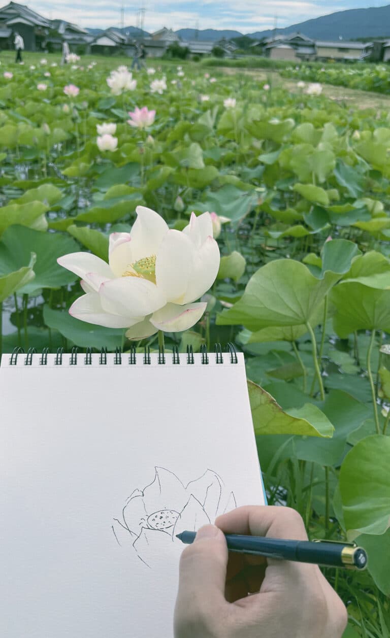 絵を描くことは自分を見てもらうこと｜自身との対話の中で生まれる作品