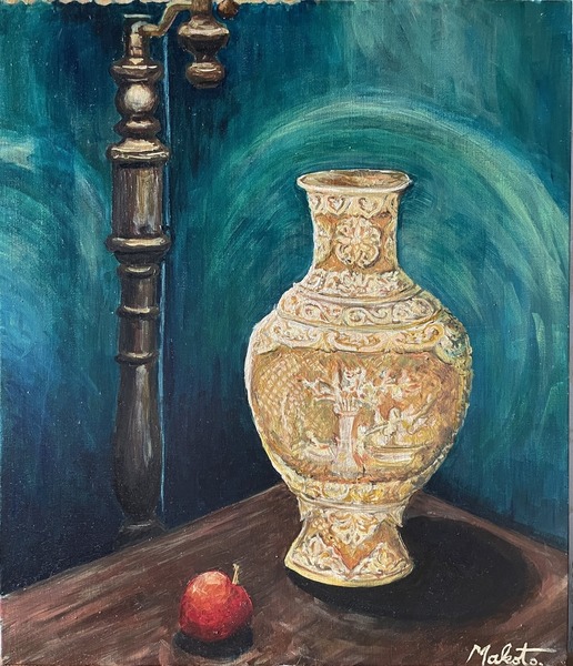 花瓶とプラム