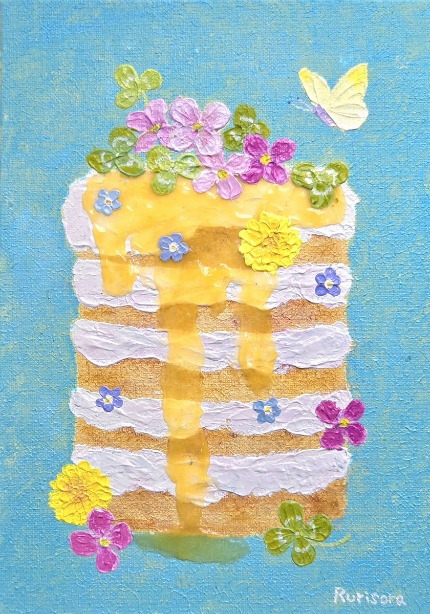 クリームと蜂蜜たっぷりケーキ