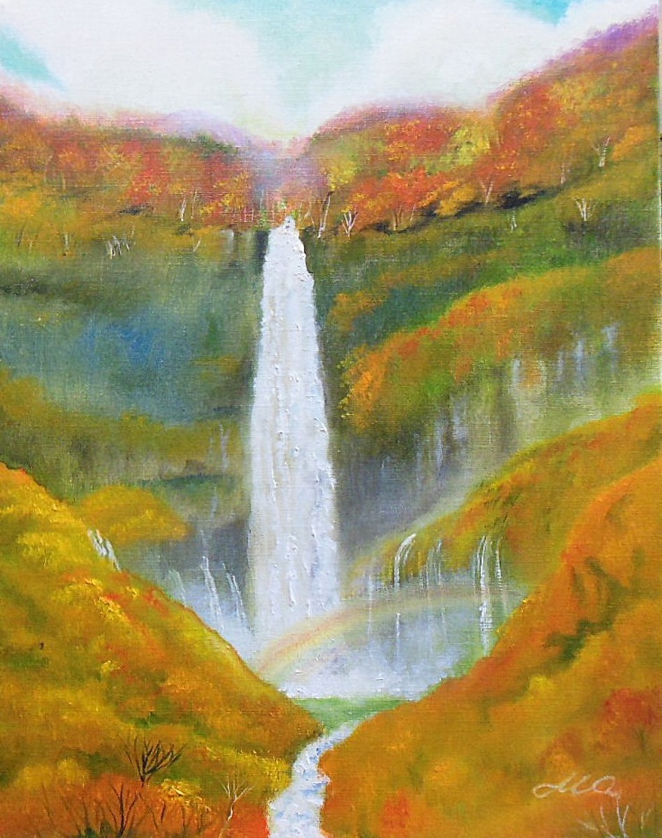 秋の華厳の滝 虹の風景