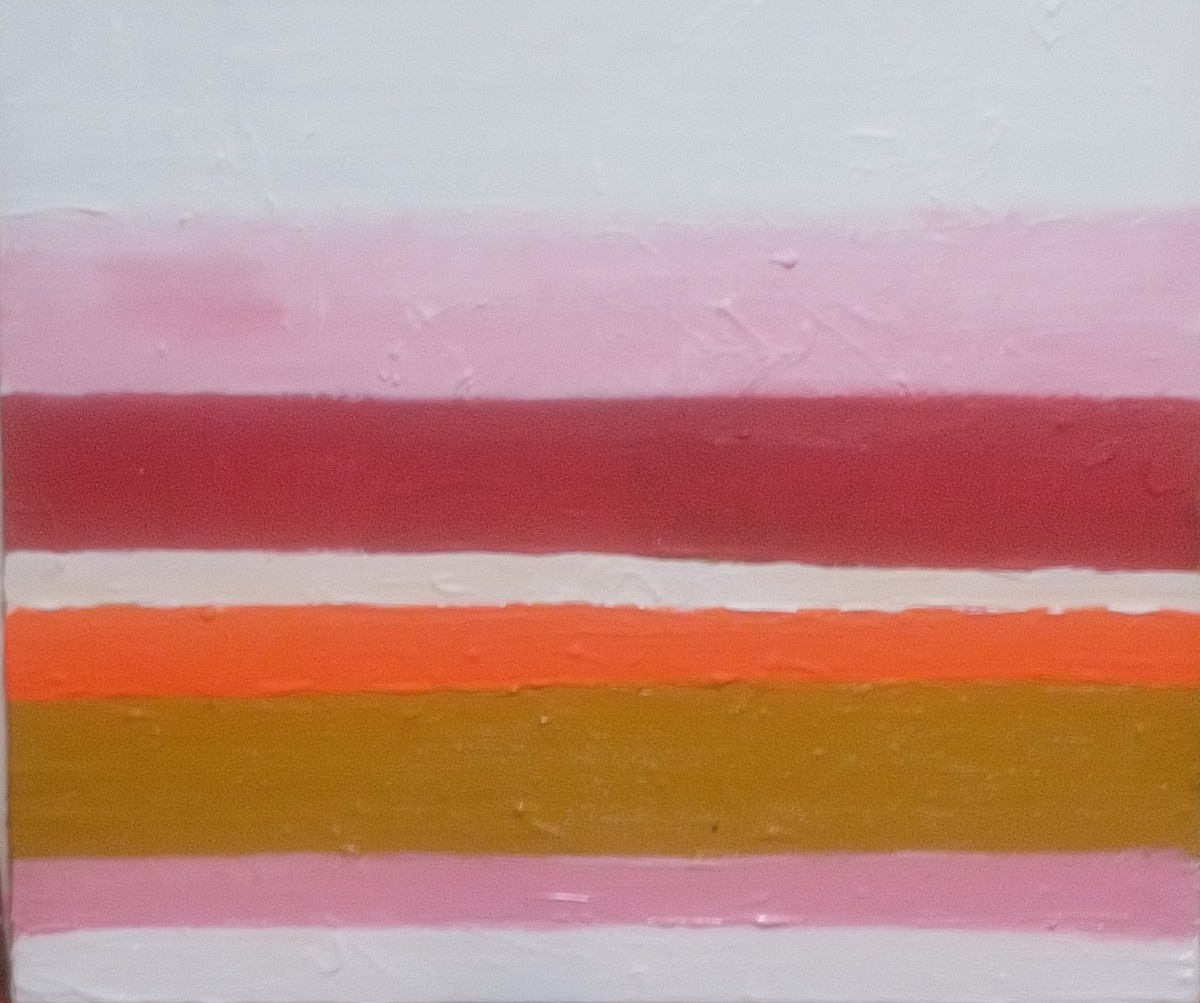 丘のある海の見える空