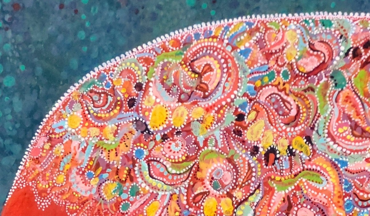 頭の一部をアップにしてます。