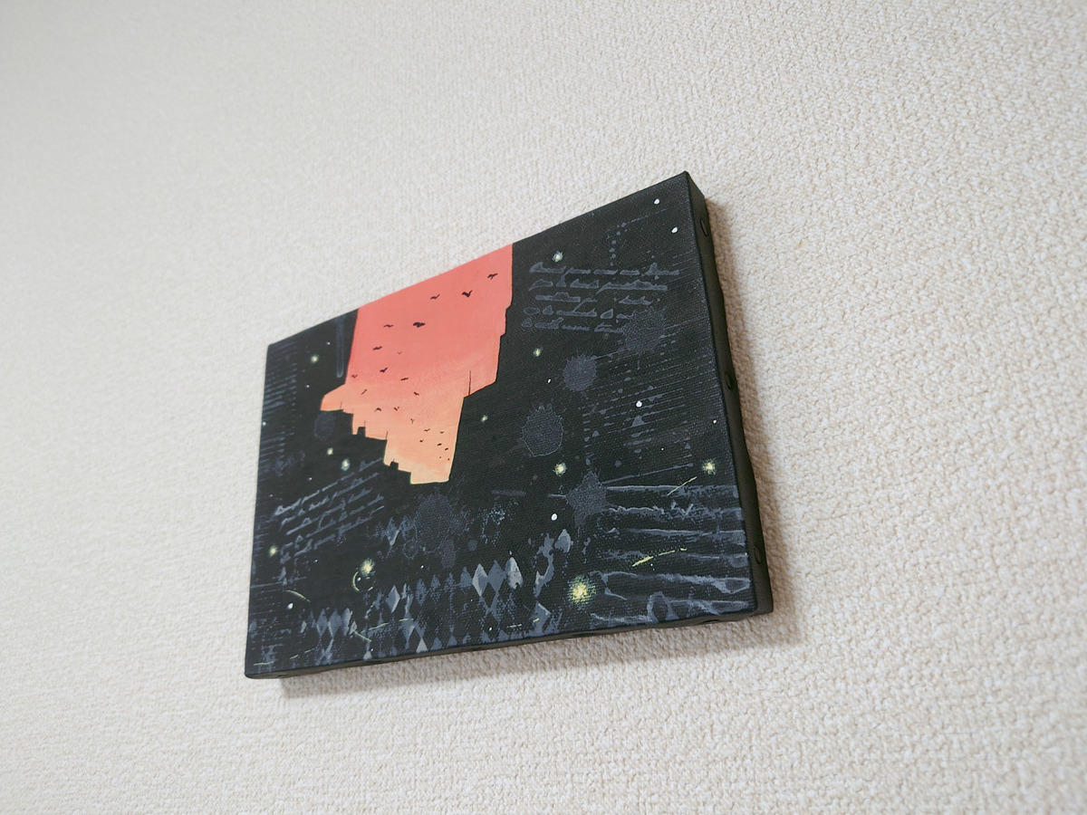 作品側面