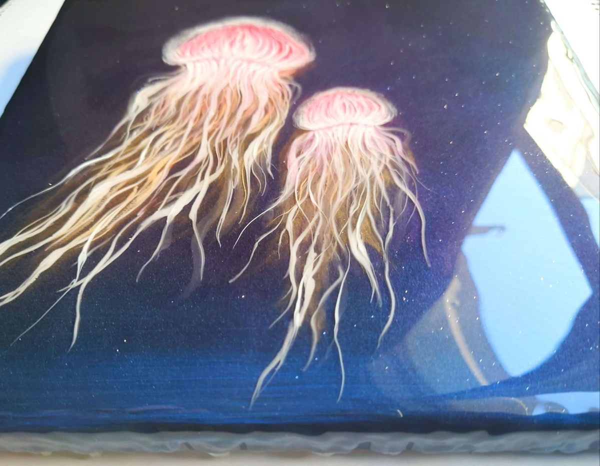 下から。