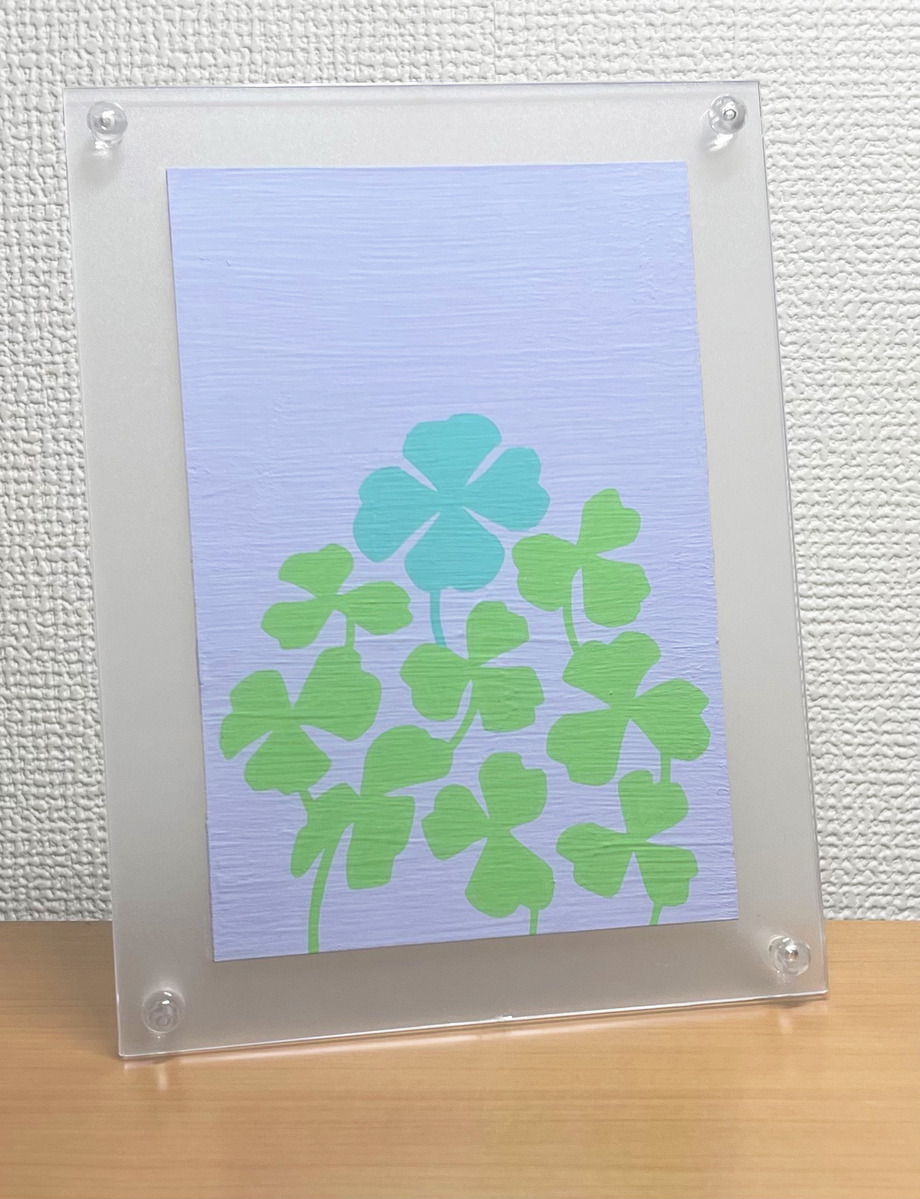 額装です。100均のフレームでこんな感じです。