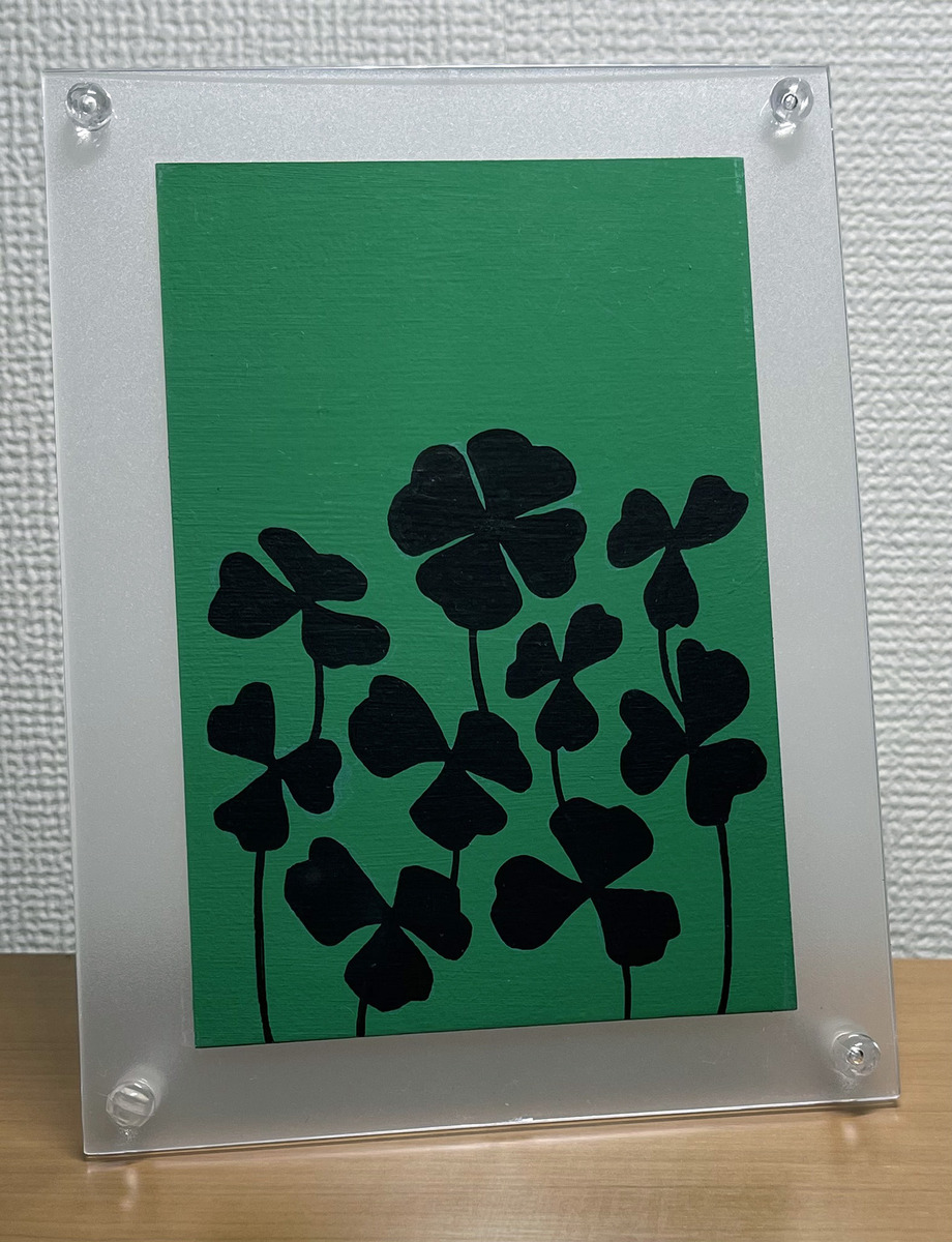 額装です。100均のフレームでこんな感じです。