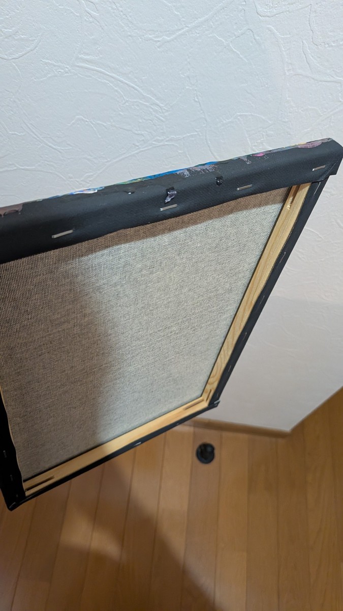 売れた後裏面にサインします。