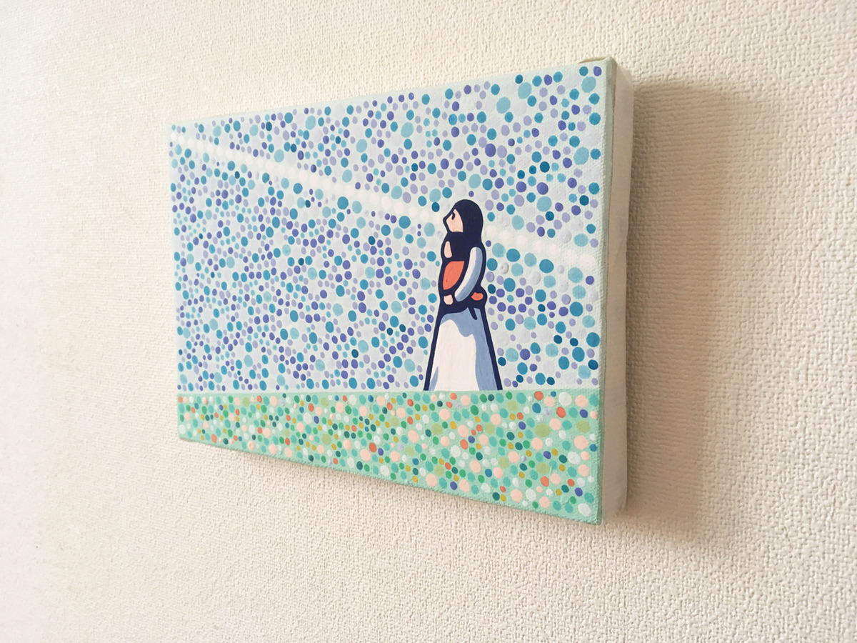 斜めから撮影しました。側面には白いテープを巻いています。