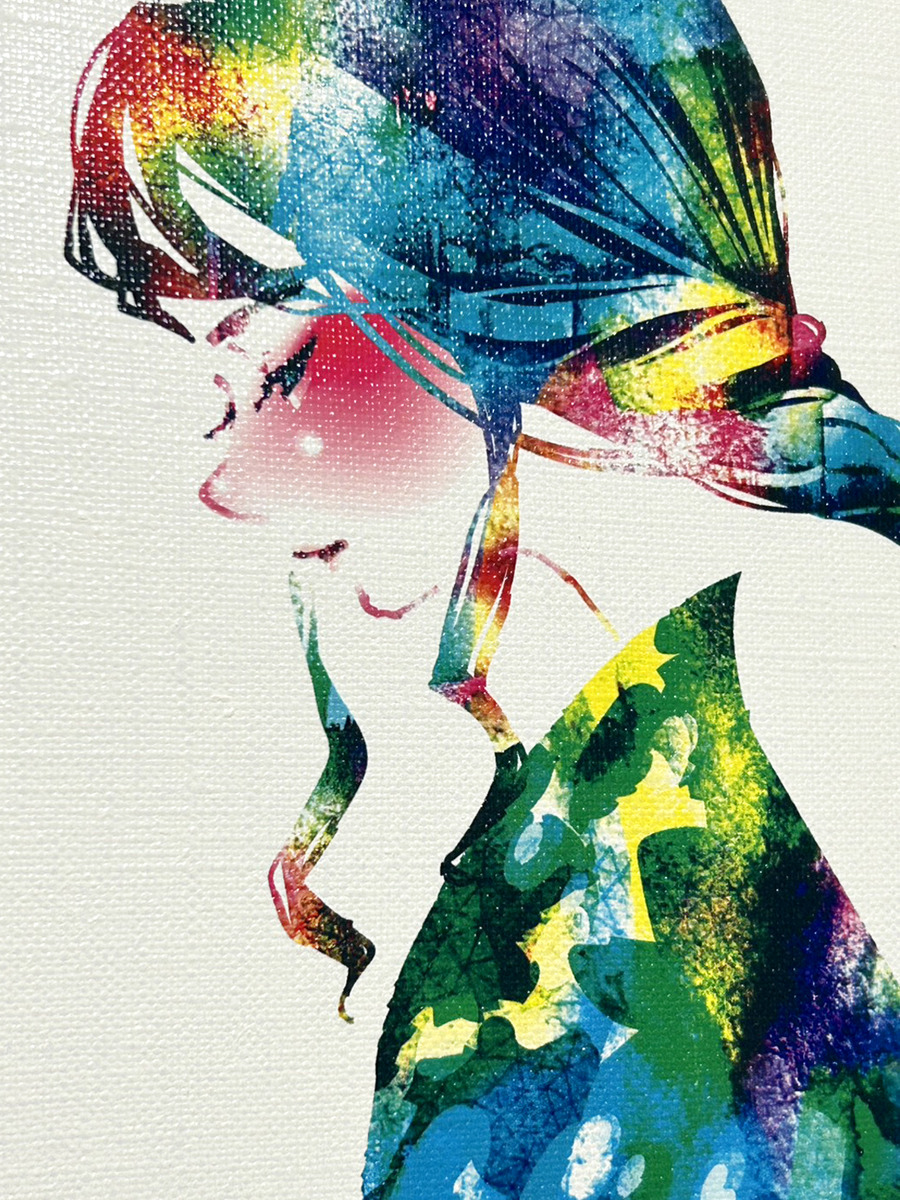 色彩にこだわって制作しています。