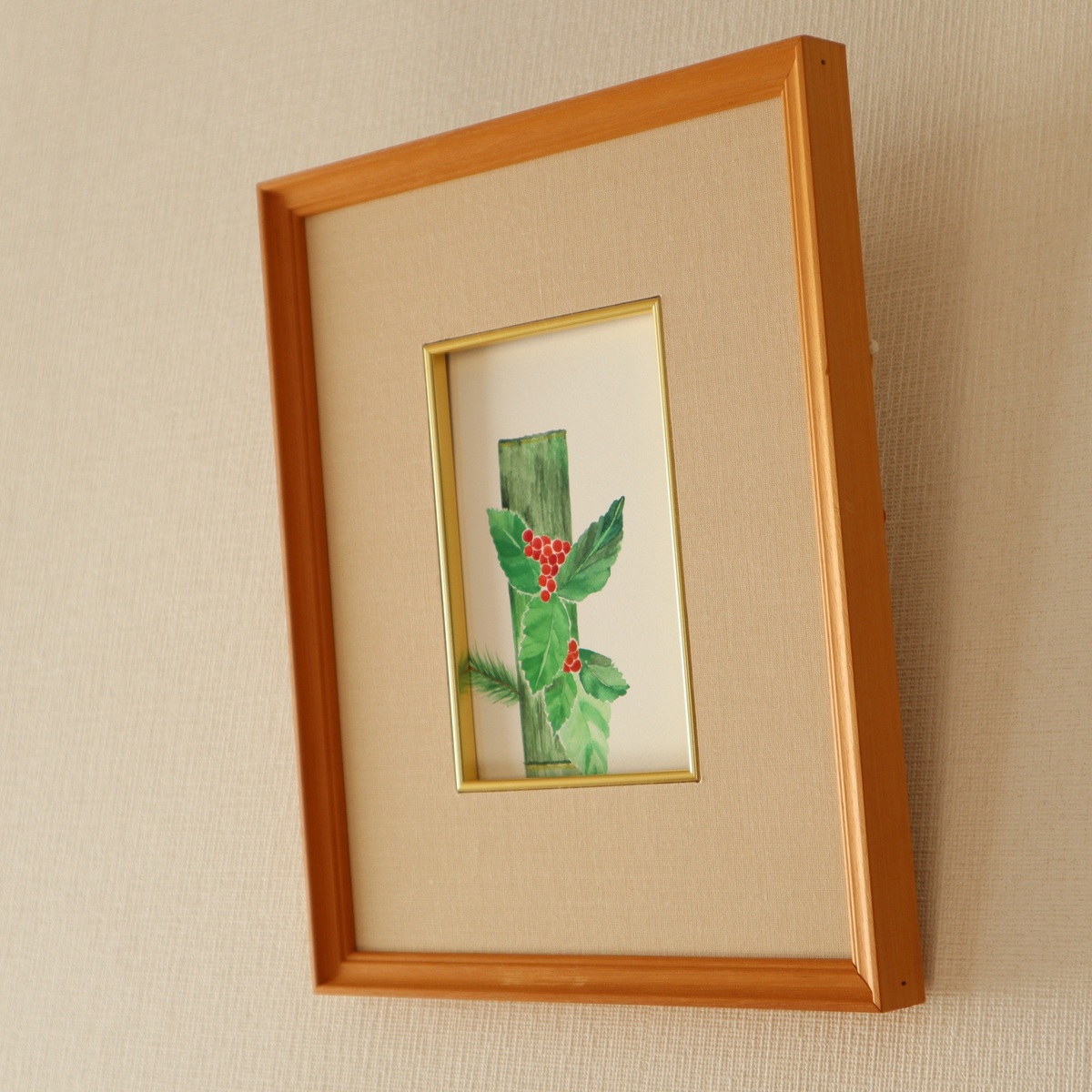 額装を斜めから見た時の様子です。