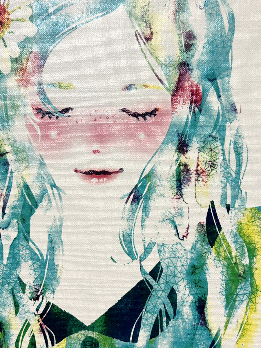 色彩や表情にこだわって制作しています。