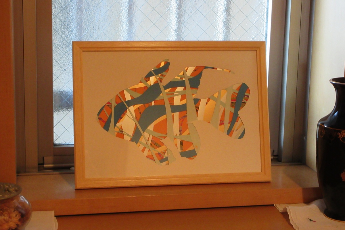 色紙の順番を入れ替えた例です。(額縁は付属しません)