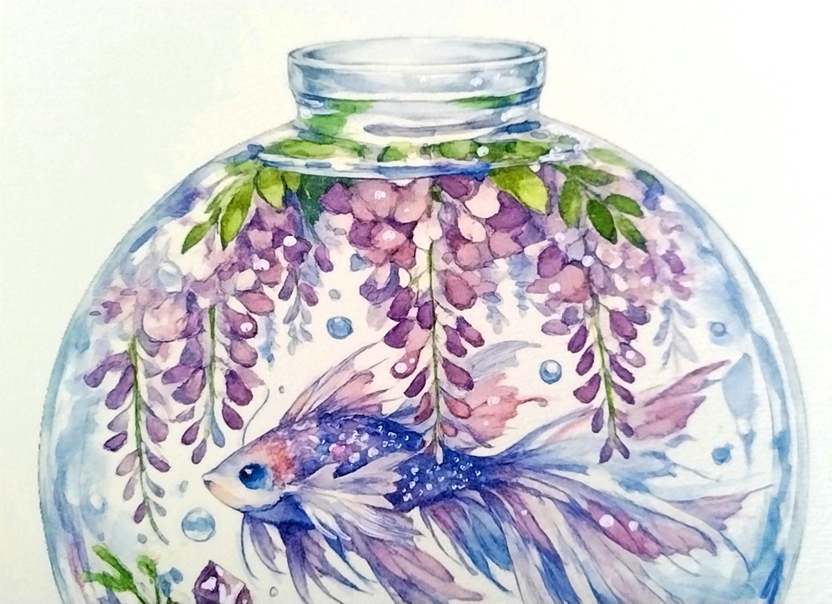 カラーインク特有の鮮やかな発色と透明感を活かし、魚の尾びれや鉱物のエッジを宝石のように輝かせました。画面全体から溢れ出す幻想的な光が、晶洞の奥深さを強調しています。