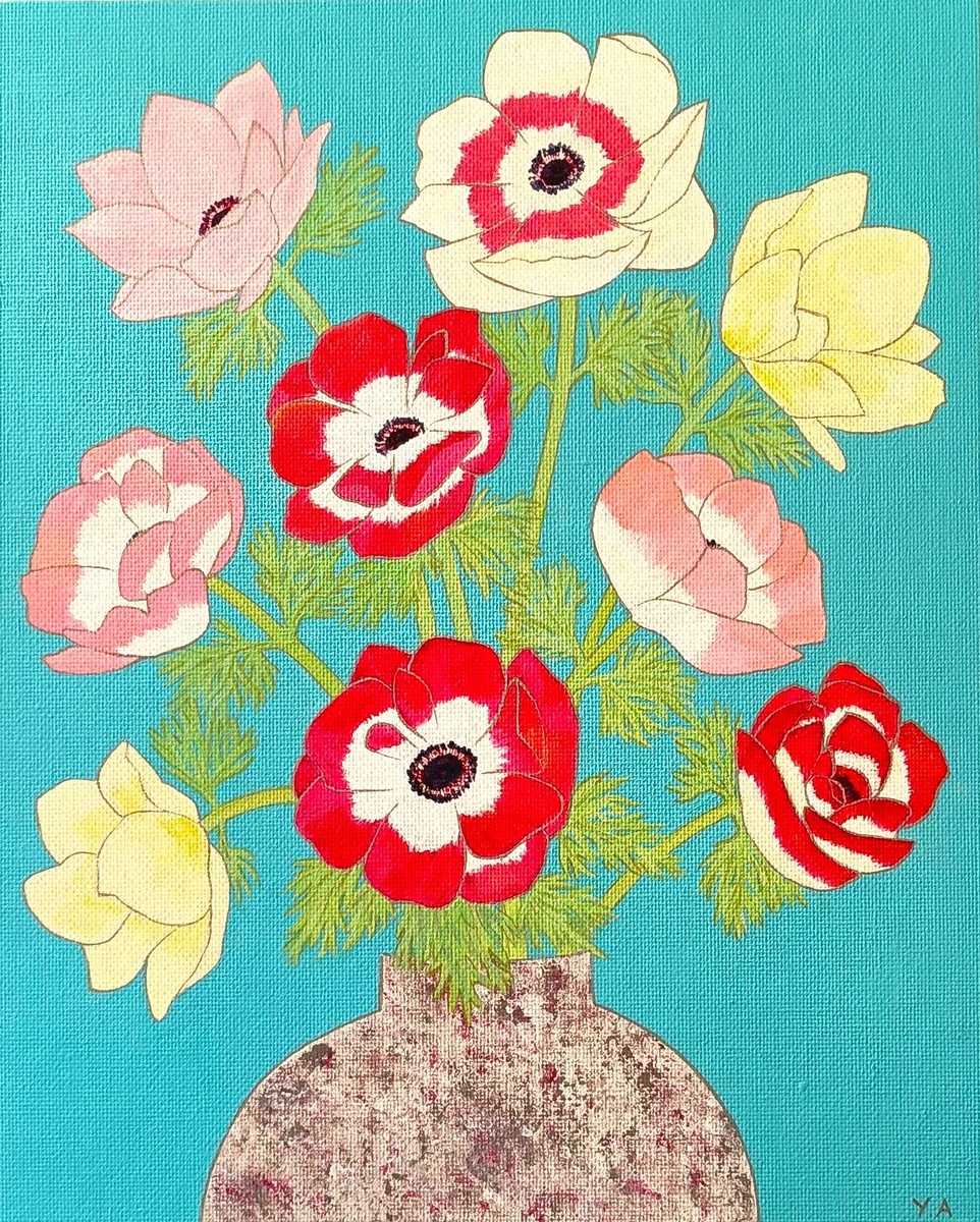 咲きほこるアネモネ